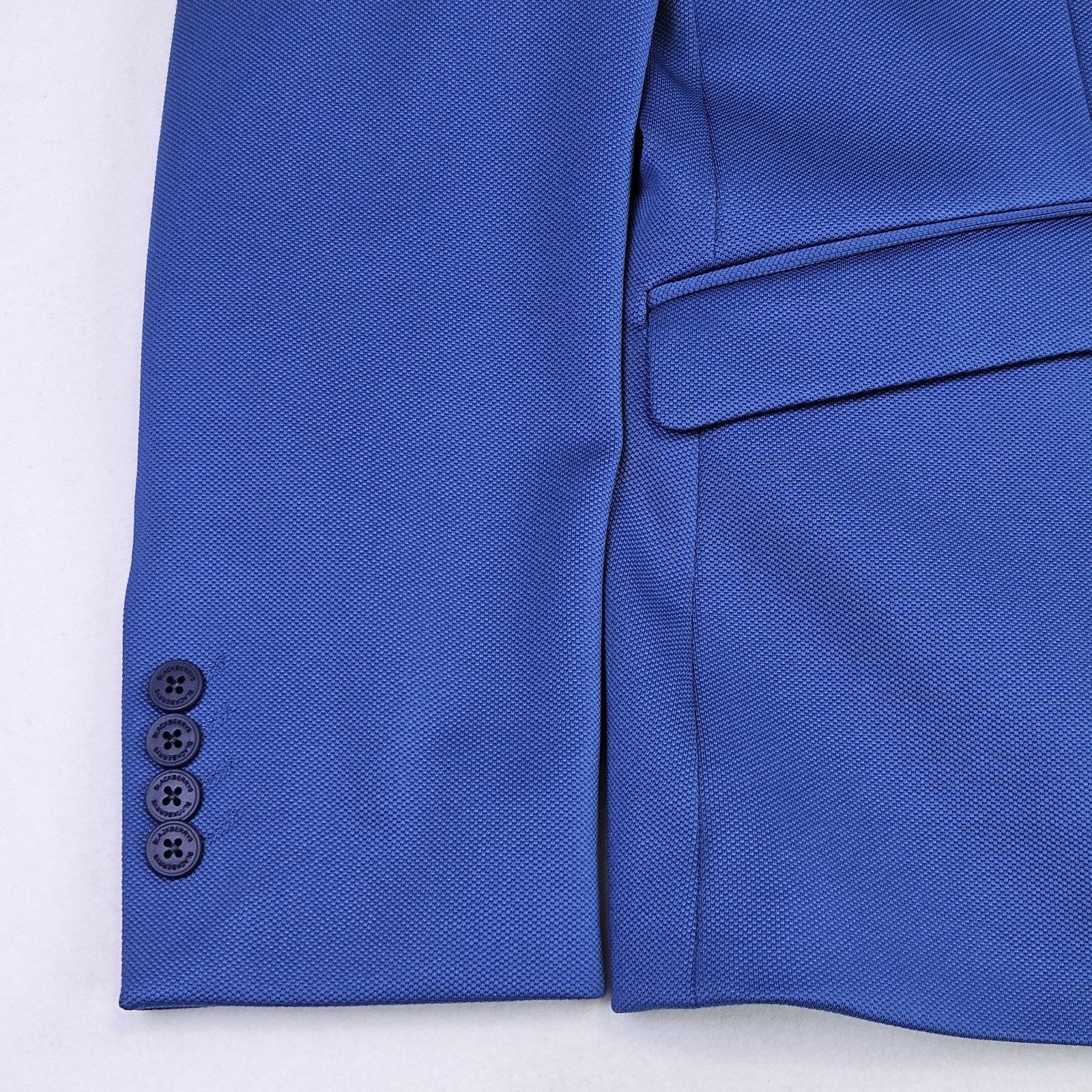 Blackberrys Phoenix Fit Blazer with Lapel Pin