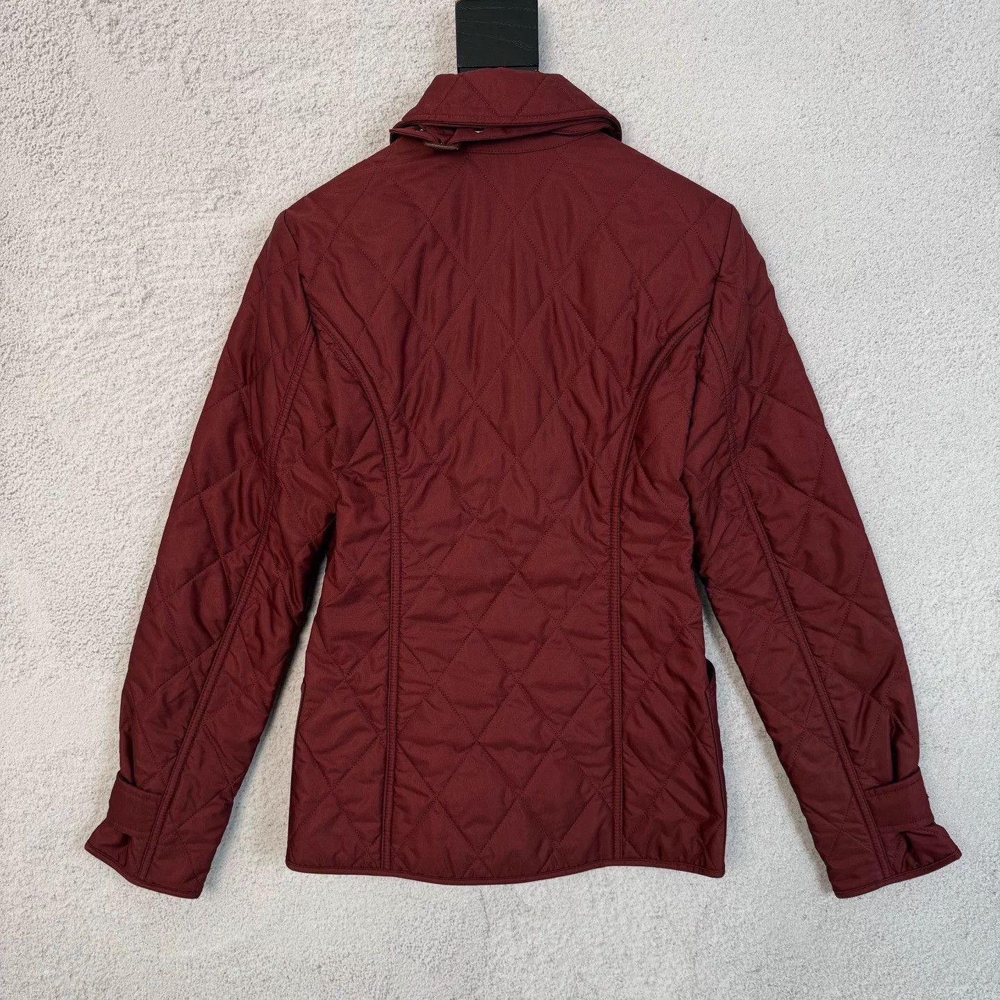 Burberry Burberry Burgundy Tartan Lined Padded Jacket XS Size XS / US 0-2 / IT 36-38 - 2 Thumbnail