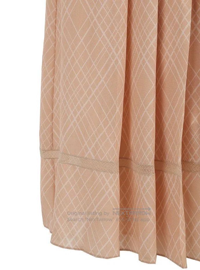 Fendi fendi pleated long sleeve dress in beige. Size US M / EU 48-50 / 2 - 3 Thumbnail