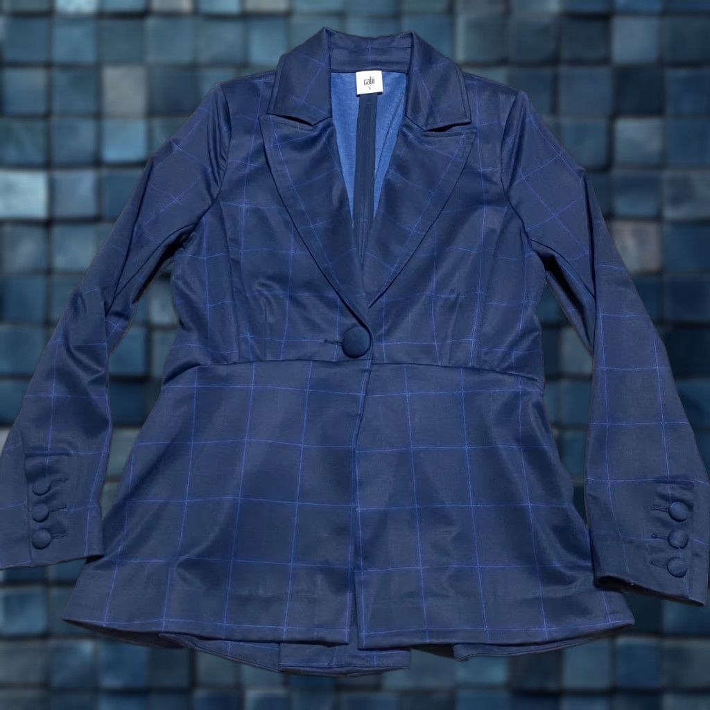 Vintage CAbi Womens Blazer 6 Blue Plaid Windowpane 1 Button Lightweight Size M / US 6-8 / IT 42-44 - 1 Thumbnail