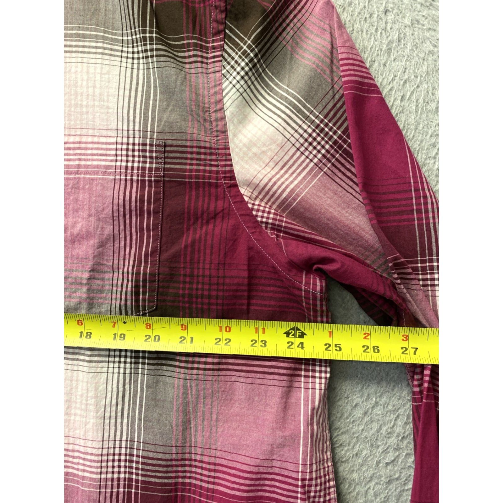 Banana Republic VINTAGE Banana Republic Men’s Long Sleeve Button Shirt XL Raspberry Plaid Clothing Mens Size US XL / EU 56 / 4 - 5 Thumbnail