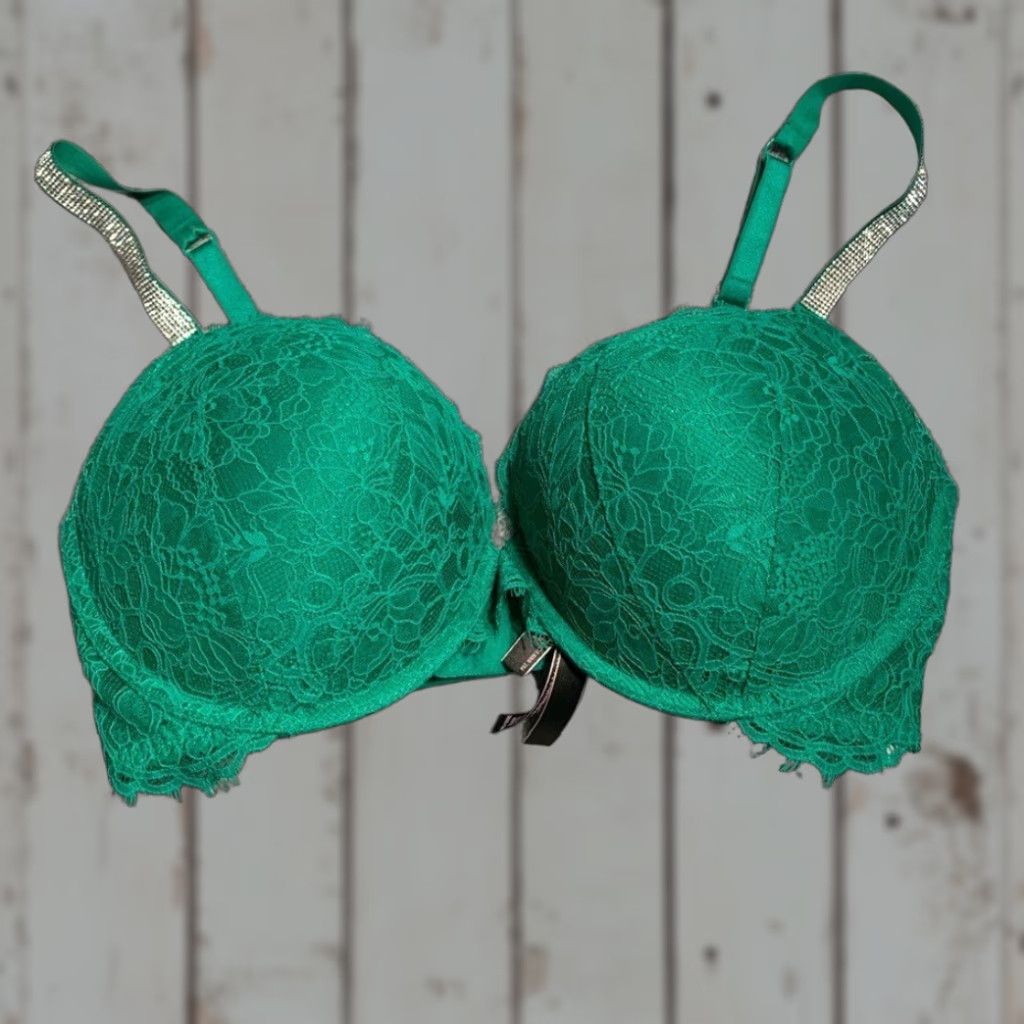 Victoria's Secret Victoria's Secret Green Plus Size Push Up Bra 38DD User: Victoria's Secret Green Push Up Bra 38DD Size ONE SIZE - 1 Thumbnail