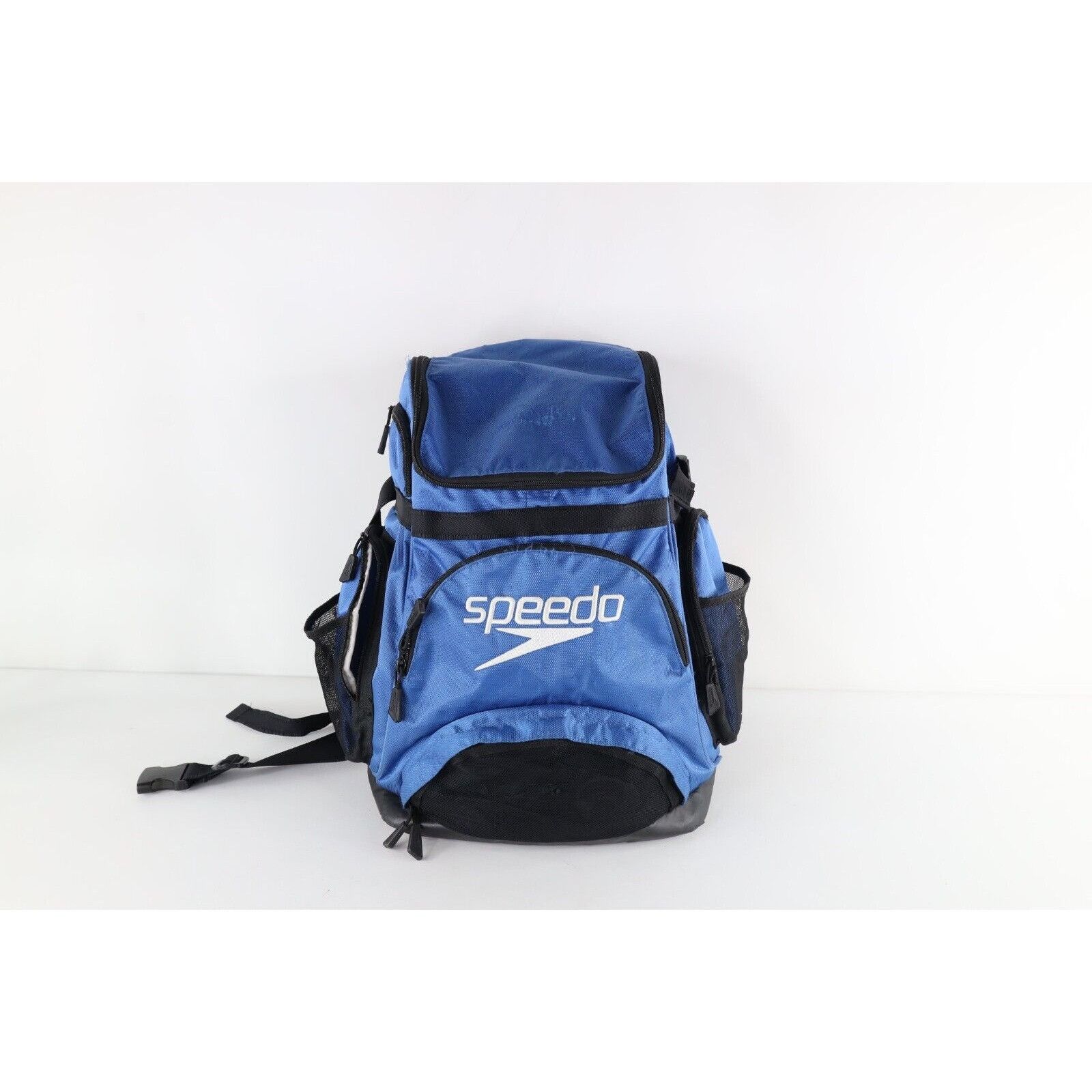 Speedo × Vintage Vintage Speedo Distressed Large Backpack Book Bag Size ONE SIZE - 1 Thumbnail