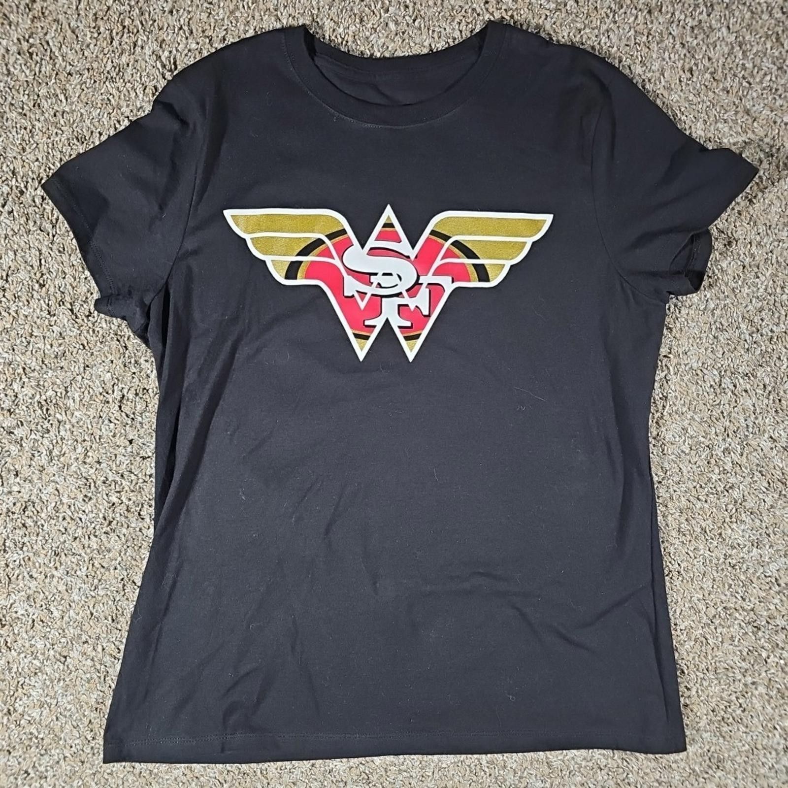 Hanes San Francisco 49ers Wonder Woman Hanes Large Black Tshirt Size US L / EU 52-54 / 3 - 1 Thumbnail