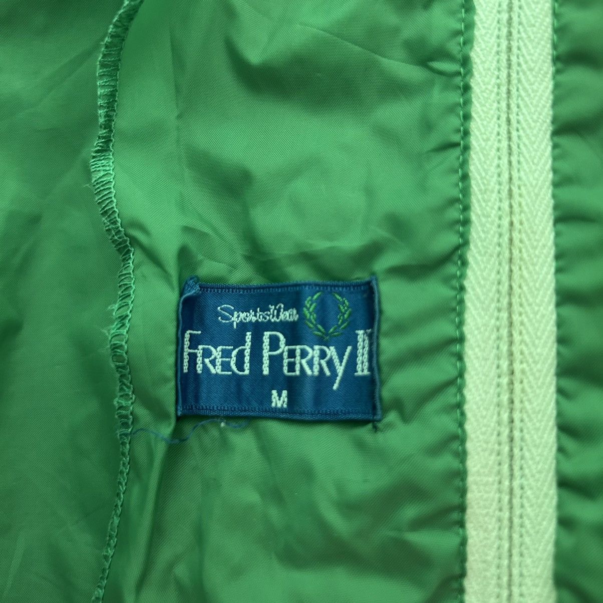 Fred Perry Vintage Fred Perry Nylon Windbreaker Jacket Size M / US 6-8 / IT 42-44 - 8 Thumbnail