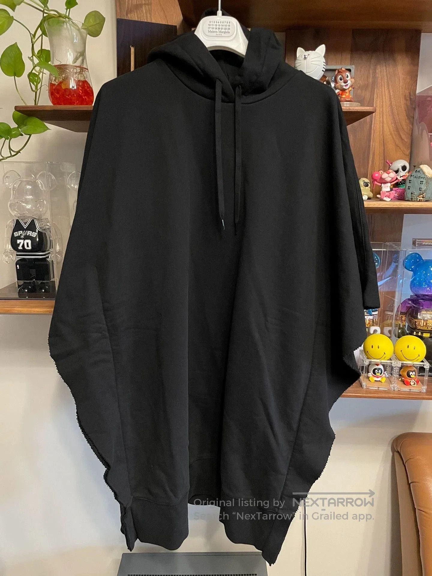 MM6 Black Oversized Hoodie with Fringed Hem. Size US M / EU 48-50 / 2 - 1 Thumbnail