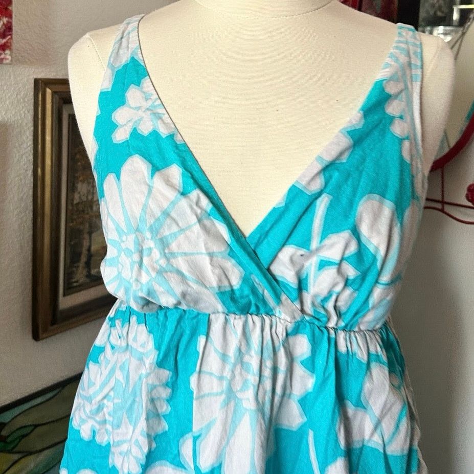 Old Navy old navy blue white floral deep v neck dress Size XS / US 0-2 / IT 36-38 - 2 Thumbnail