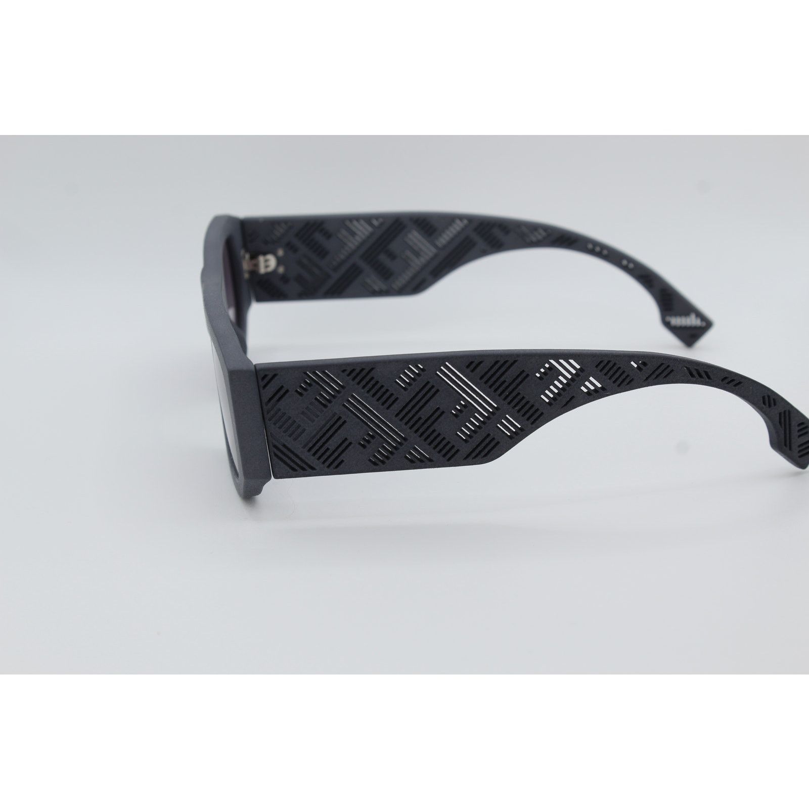 Fendi Fendi FE401061 20V Sunglasses, 54-17-145, 3D Printed Gray Size ONE SIZE - 3 Thumbnail