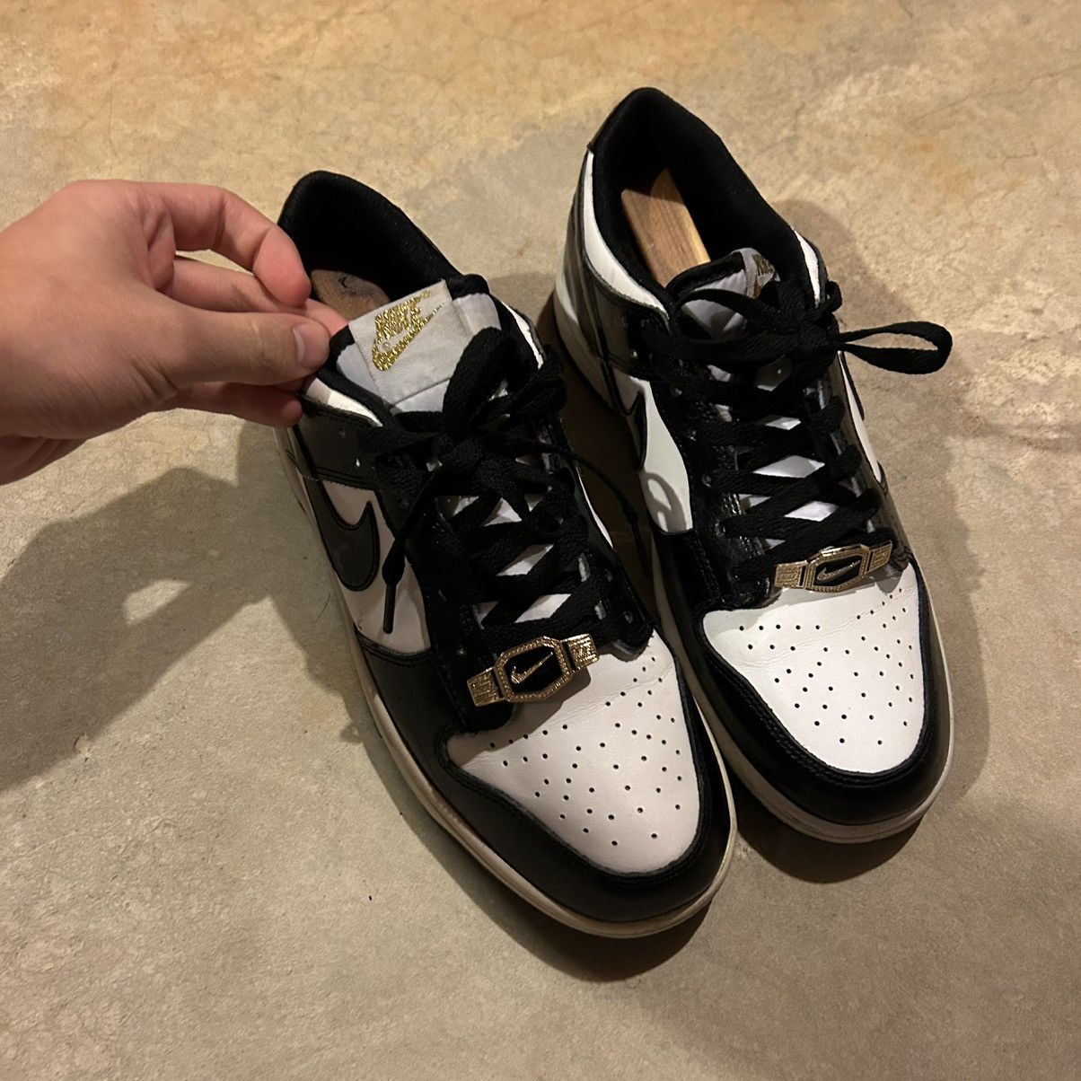 Japanese Brand × Nike Nike Dunk Low SE World Champs Black/White 2022 US 8 Size US 8 / EU 41 - 7 Thumbnail