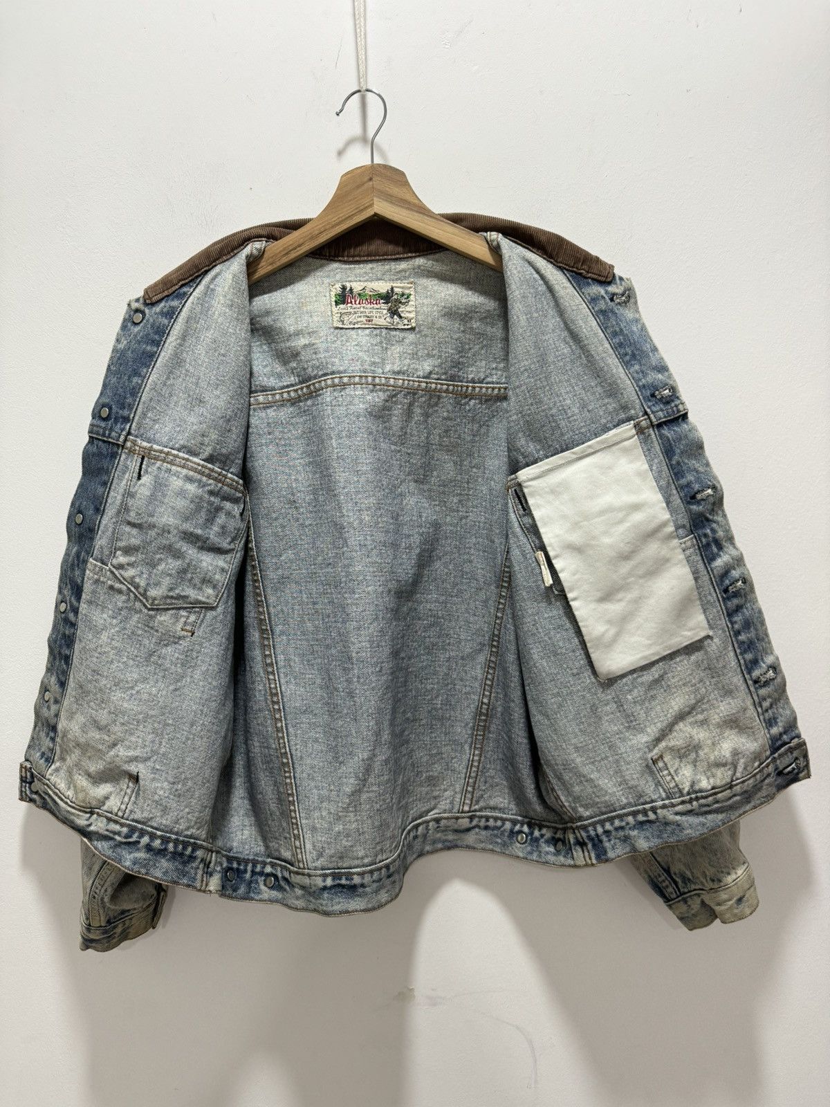 Levi's VINTAGE LEVIS ALASKA ORANGE TAB J02 ACID WASH DENIM JACKET Size US M / EU 48-50 / 2 - 13 Thumbnail