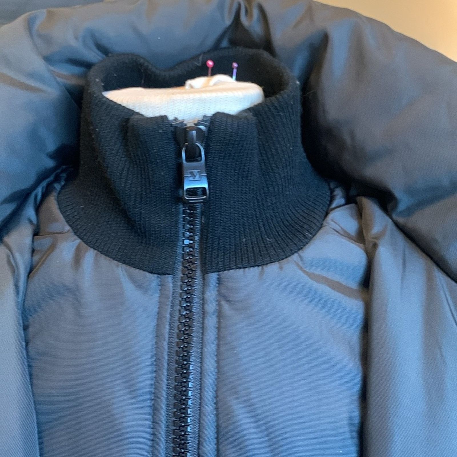 Andrew Marc Andrew Marc black down puffer down storm coat leather trim Size US M / EU 48-50 / 2 - 2 Thumbnail