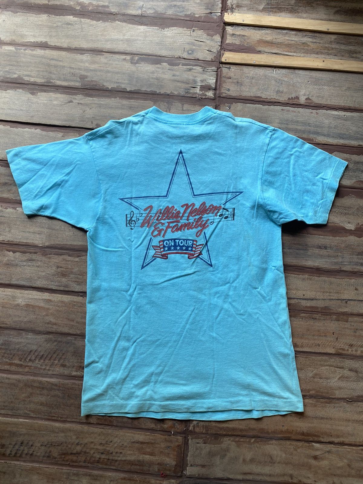 Band Tees × Vintage Vintage 90s Willie Nelson and Family Tour tee Size US L / EU 52-54 / 3 - 6 Thumbnail