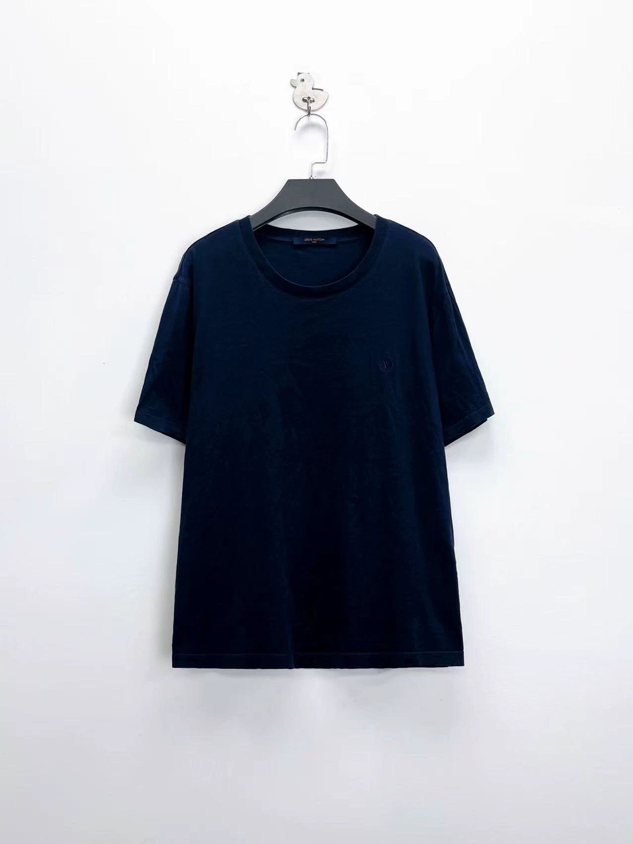louis vuitton navy logo short sleeve shirt