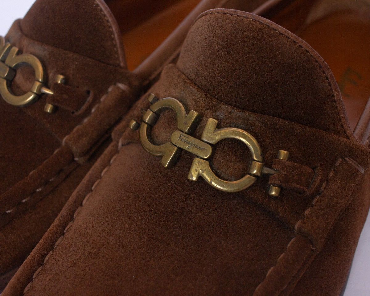 Salvatore Ferragamo 850$Ferragamo Moccasin Gancini Testa Di Moro Ornament Suede Size US 9 / EU 42 - 14 Thumbnail