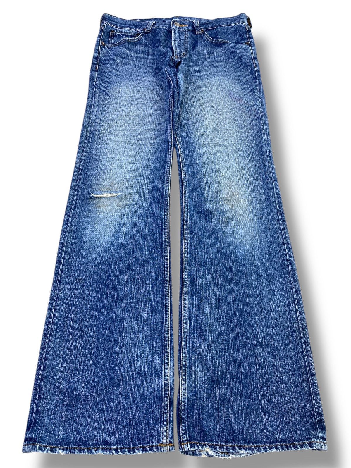 Japanese Brand Japanese Brand Light Blue Wash Whiskered Style Flare Jeans Size US 32 / EU 48 - 1 Thumbnail