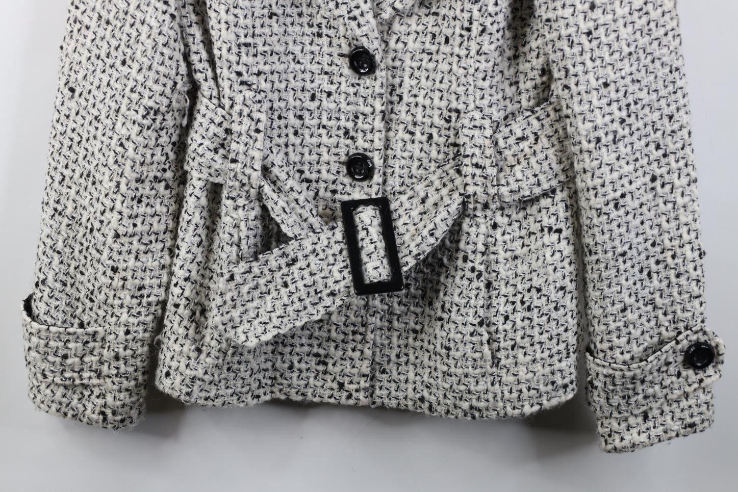 White House Black Market White House Black Market Belted Cropped Trench Coat Jacket Size M / US 6-8 / IT 42-44 - 3 Thumbnail