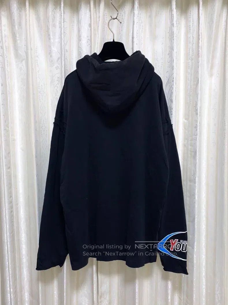 Vetements Vetements Hoodie Size US L / EU 52-54 / 3 - 4 Thumbnail