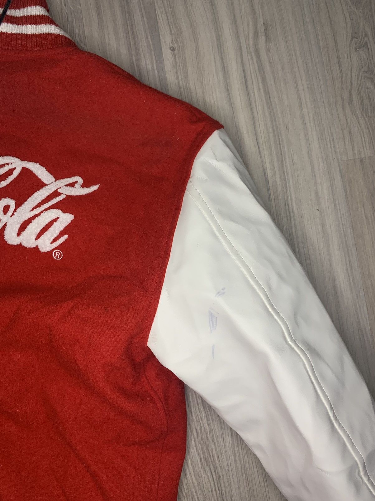 Vintage Coca Cola Big Logo Wool Varsity Bomber Jacket bape baseball Size US M / EU 48-50 / 2 - 5 Thumbnail