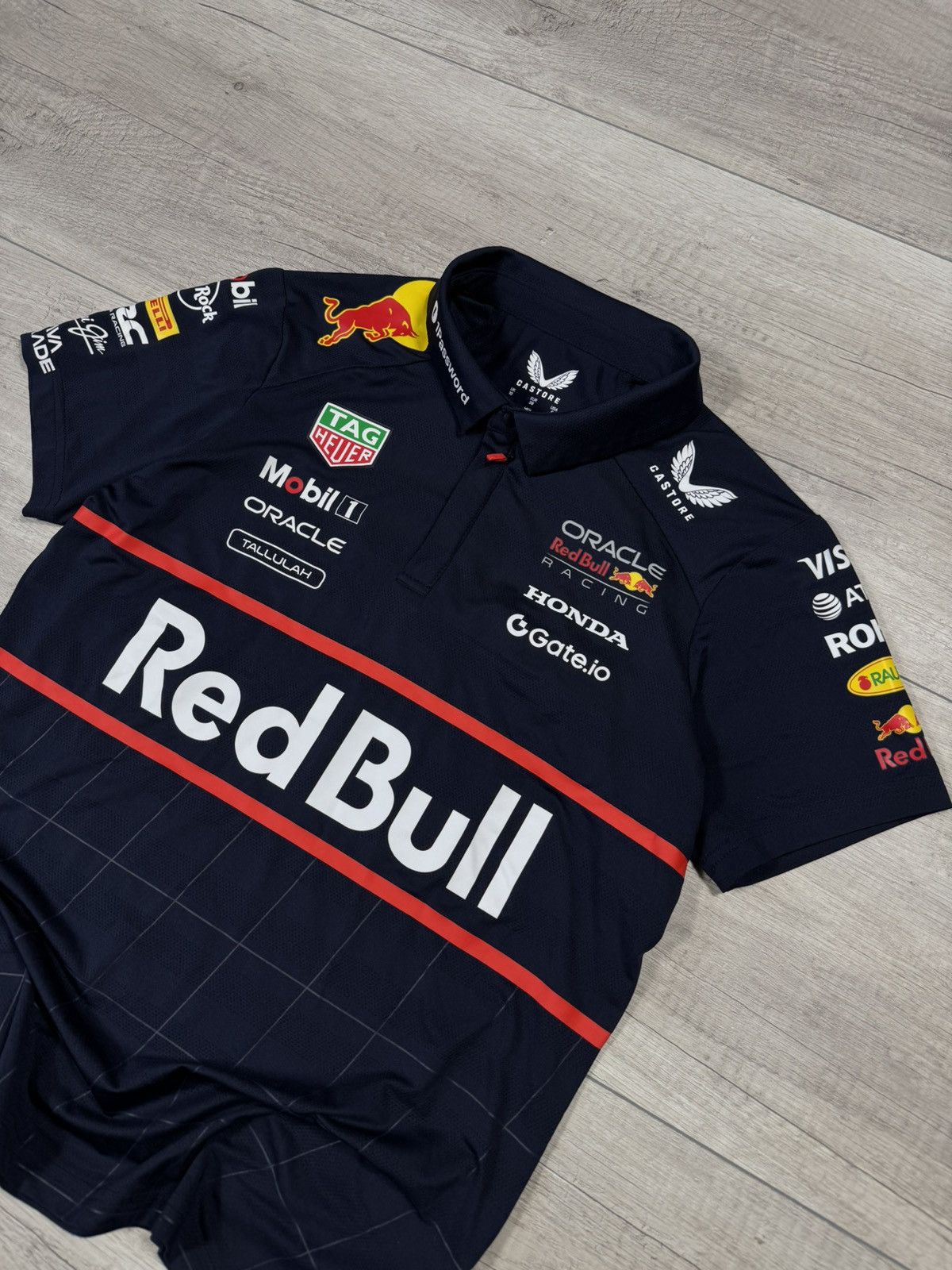 Red Bull 2025 Oracle Red Bull Honda Racing Mobil 1 Team Castore Polo Size M / US 6-8 / IT 42-44 - 2 Thumbnail