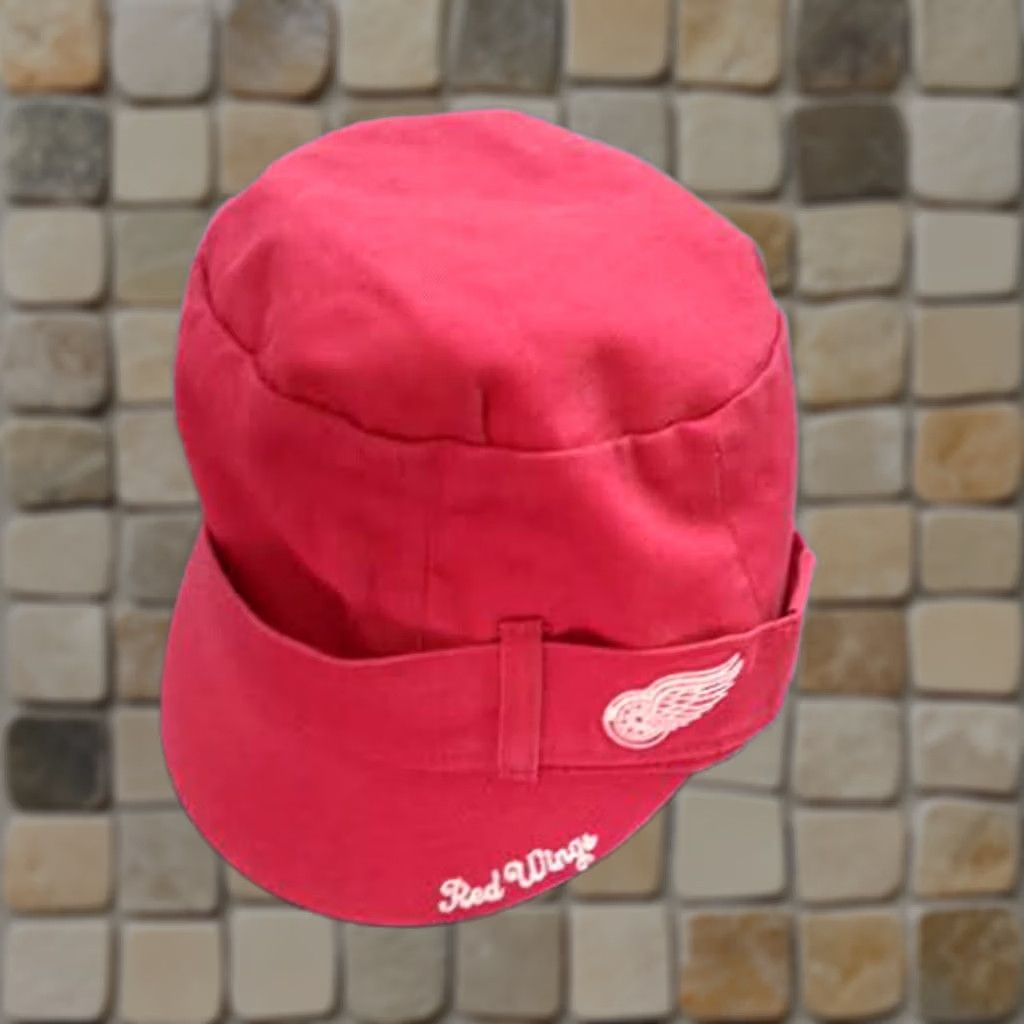 47 logo 47 Hat Womens 7 1/4 Red Pre Owned Woman Detroit Wings Fitted Cabbie Size ONE SIZE - 1 Thumbnail