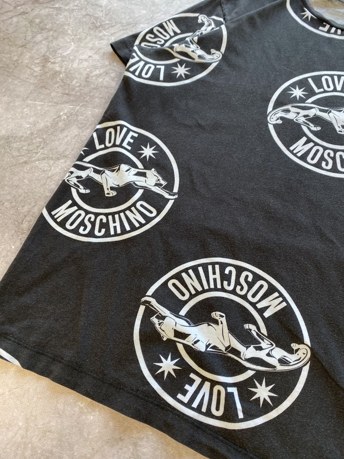 Designer × Moschino Rare Love Moschino Panther Multi logo Black T shirt Size US L / EU 52-54 / 3 - 8 Thumbnail