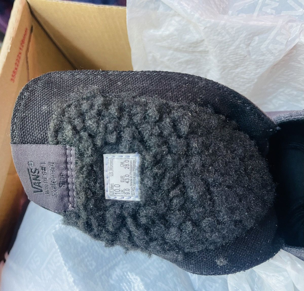 Vans Vans Sk8-Hi Suede Sherpa Black Grey UK9, New Size US 10 / EU 43 - 9 Thumbnail
