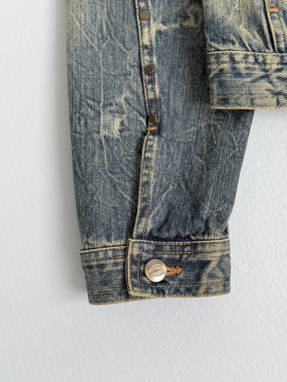 Just Cavalli ⚡SENDOFFER⚡Just Cavalli Roberto Cavalli Denim Trucker Jacket Size US M / EU 48-50 / 2 - 9 Thumbnail