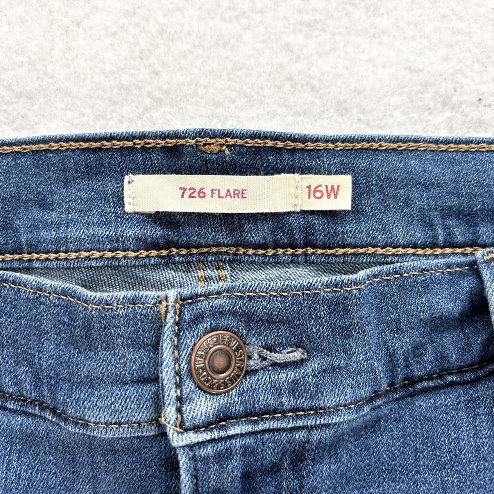 Levi's Levis 726 Flare Jeans Womens 16W Blue Med Wash High Rise Stretch Western Cowgirl Jeans Size 38" / US 16 / IT 52 - 3 Thumbnail