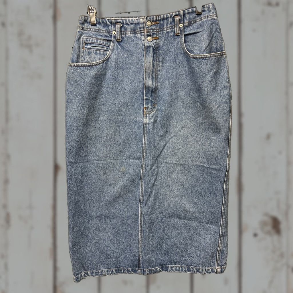 Jordache VINTAGE Jordache Denim Jean Long Skirt 15/16 Women Blue Cotton High Rise Pockets Zipper Slit 80s 90s Functional Condition: See Photos Size 36" / US 14 / IT 50 - 1 Thumbnail