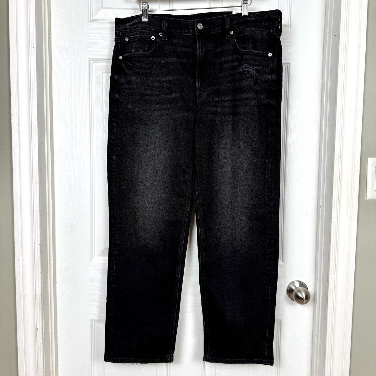 American Eagle Outfitters American Eagle Jeans 14 Black Super High-Rise Ankle Straight Size 36" / US 14 / IT 50 - 1 Thumbnail
