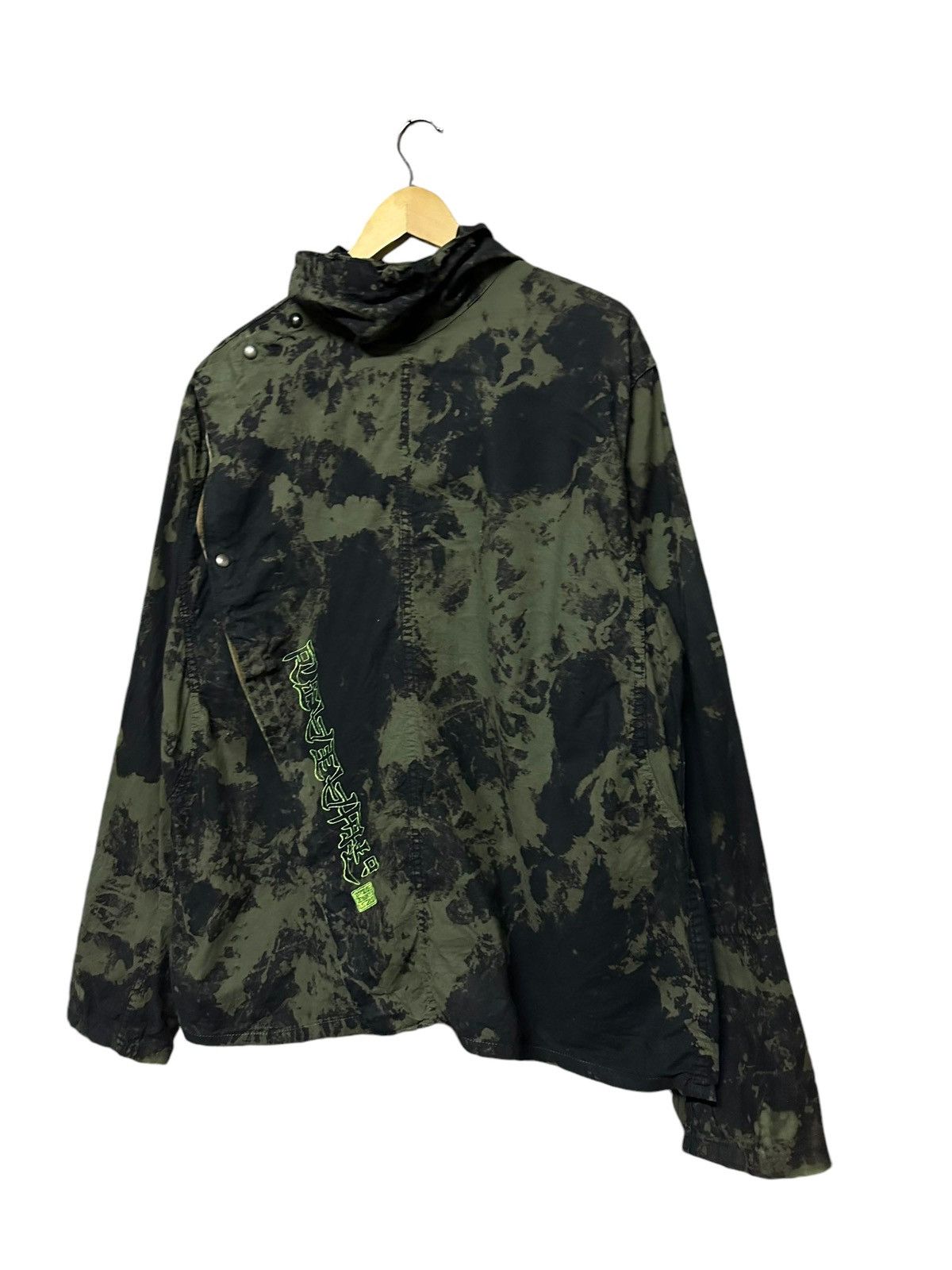 Japanese Brand × Vintage Japanese Brand Urban Camouflage Nerrow Snap Hoodie Jacket Size US L / EU 52-54 / 3 - 4 Thumbnail