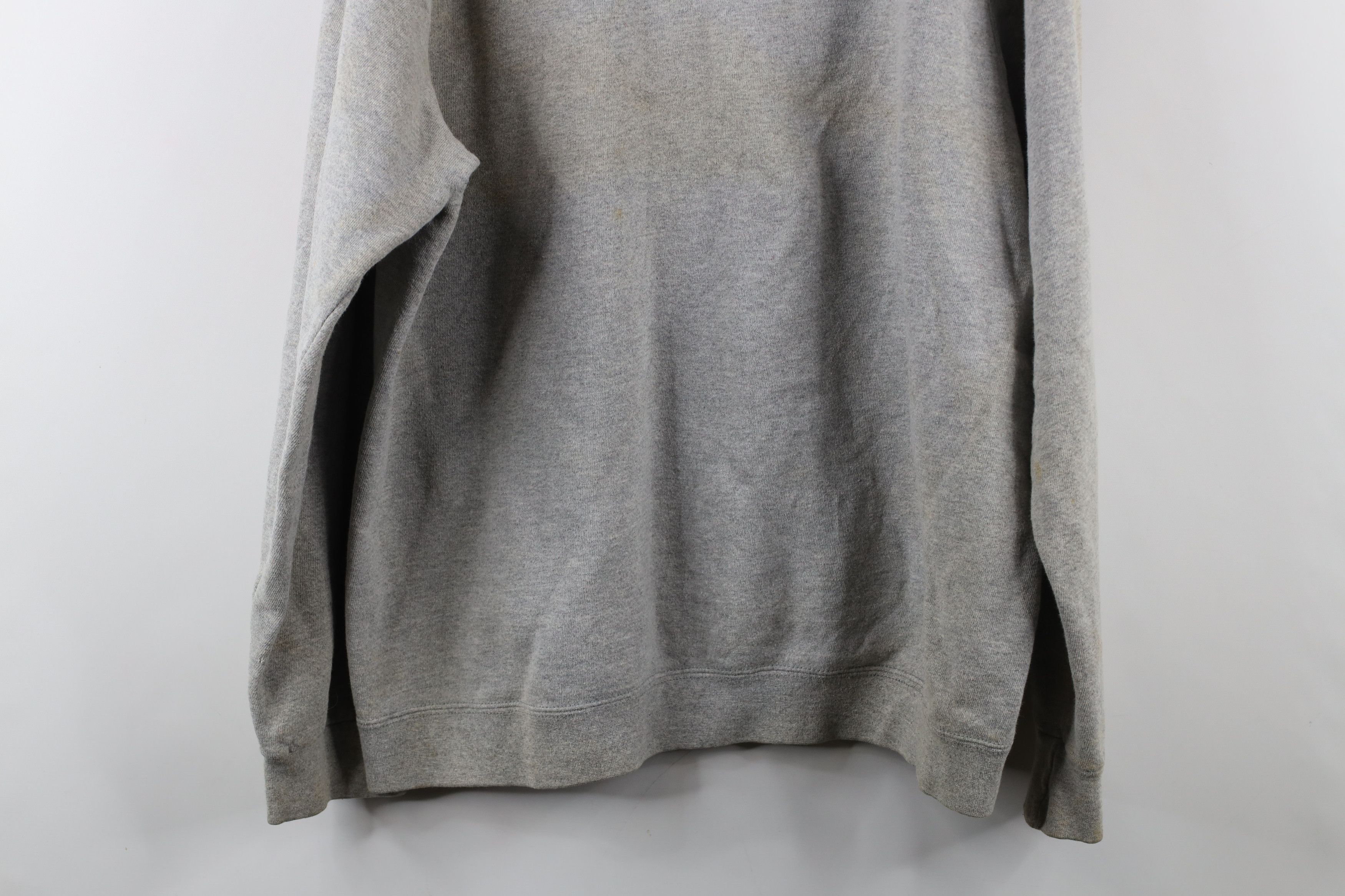 Nike × Vintage Vintage 90s Nike Athletics Spell Felt Patch Sweatshirt USA Size US L / EU 52-54 / 3 - 15 Thumbnail