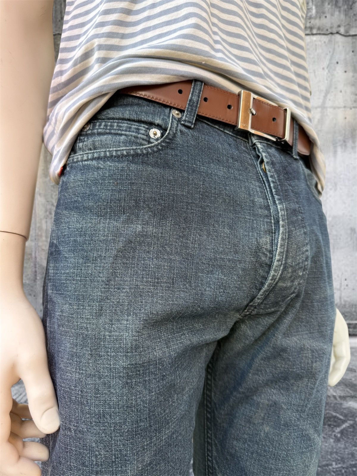 A.P.C. Straight Leg Well-Worn Fades Size US 29 - 8 Thumbnail