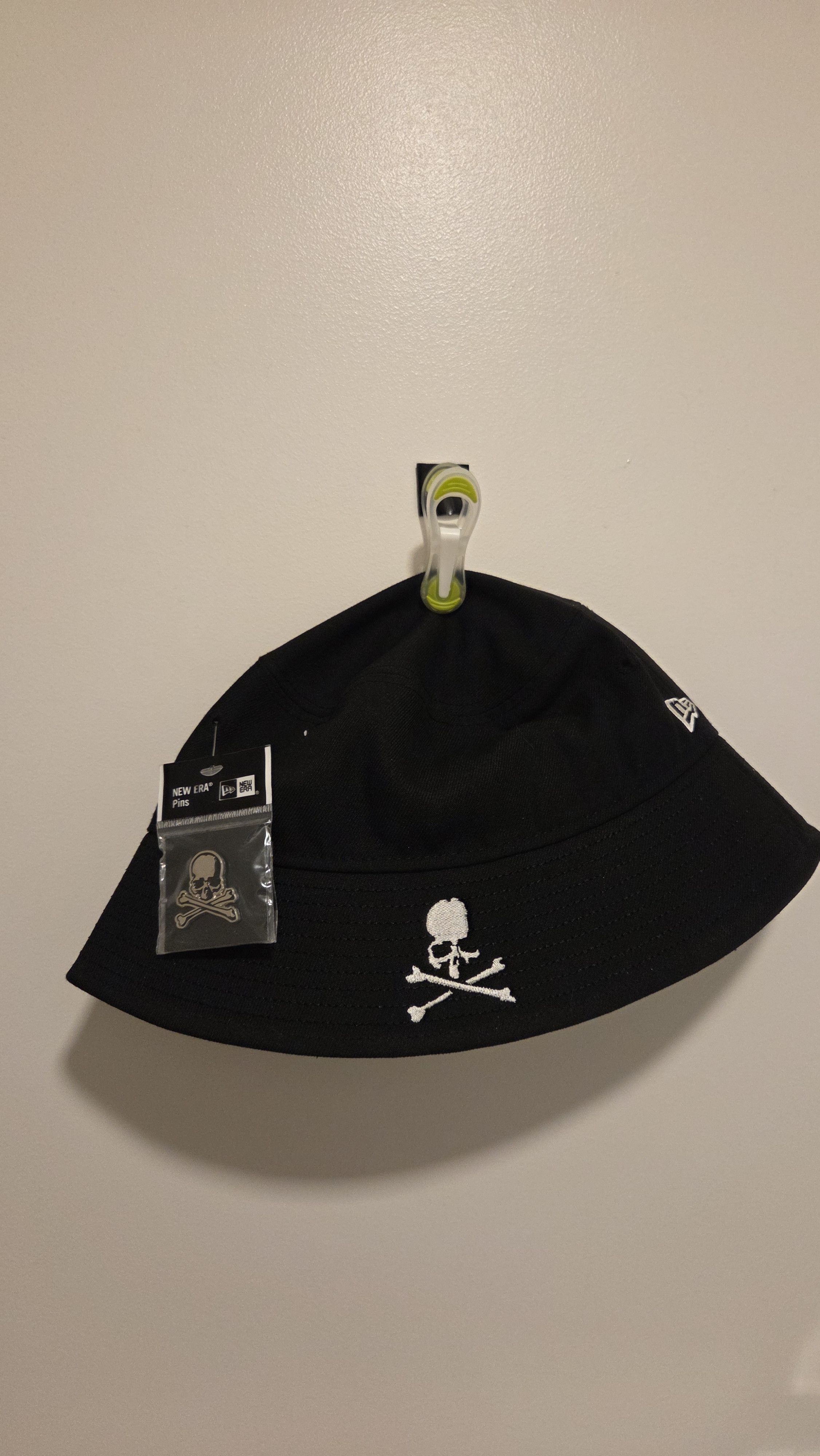 Mastermind Japan × New Era Bucket Hat with Pin Size ONE SIZE - 1 Thumbnail