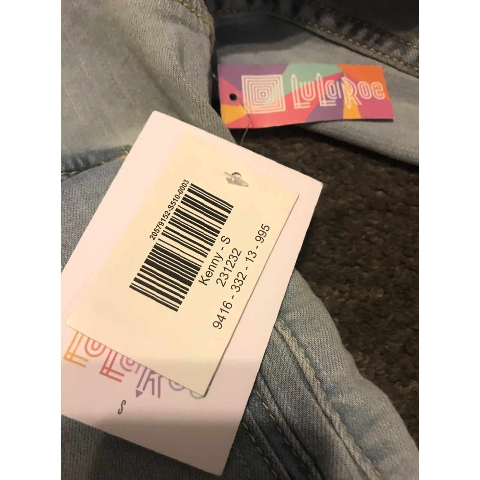 Vintage NWT LuLaRoe Kenny Jacket Light Denim Cropped S Small Women Denim Jacket Discontinued Light Blue Size S / US 4 / IT 40 - 3 Thumbnail