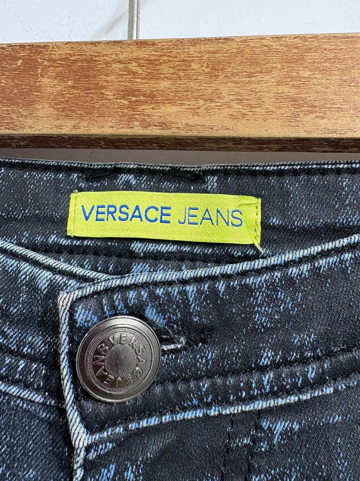Versace Versace Men's Thin Jeans K29 Size US 34 / EU 50 - 3 Thumbnail
