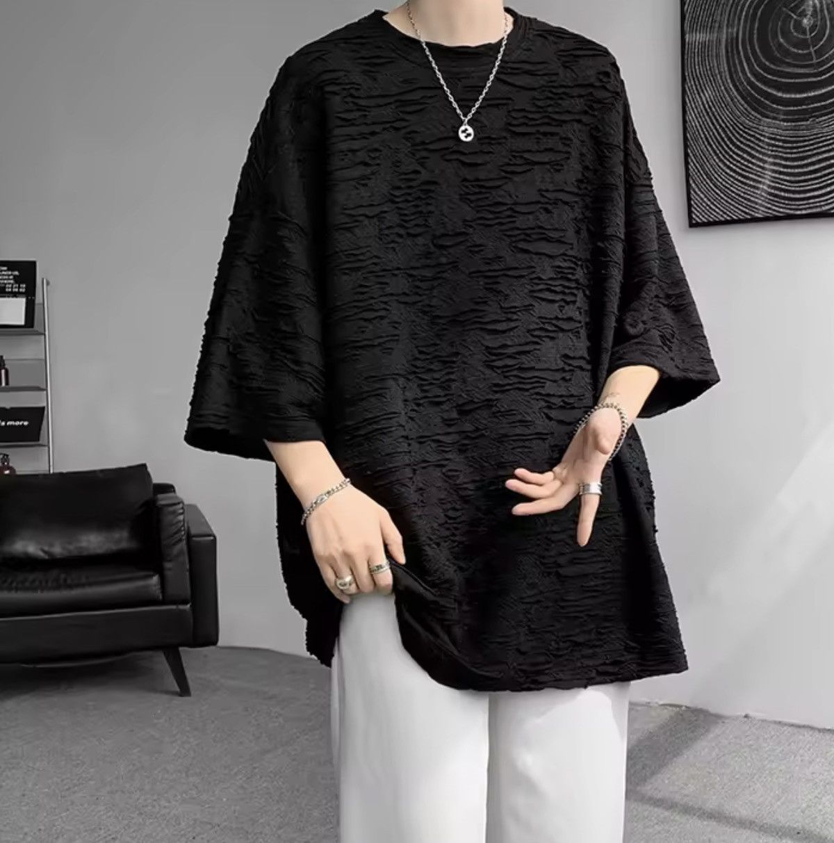 Japanese Brand Oversized Black Textured Puckered T-Shirt Size US XXL / EU 58 / 5 - 1 Thumbnail
