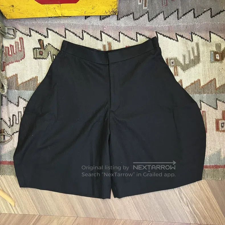 Comme des Garcons Comme Des Garcons size XS Wool Bud Shorts Size 23" - 1 Thumbnail