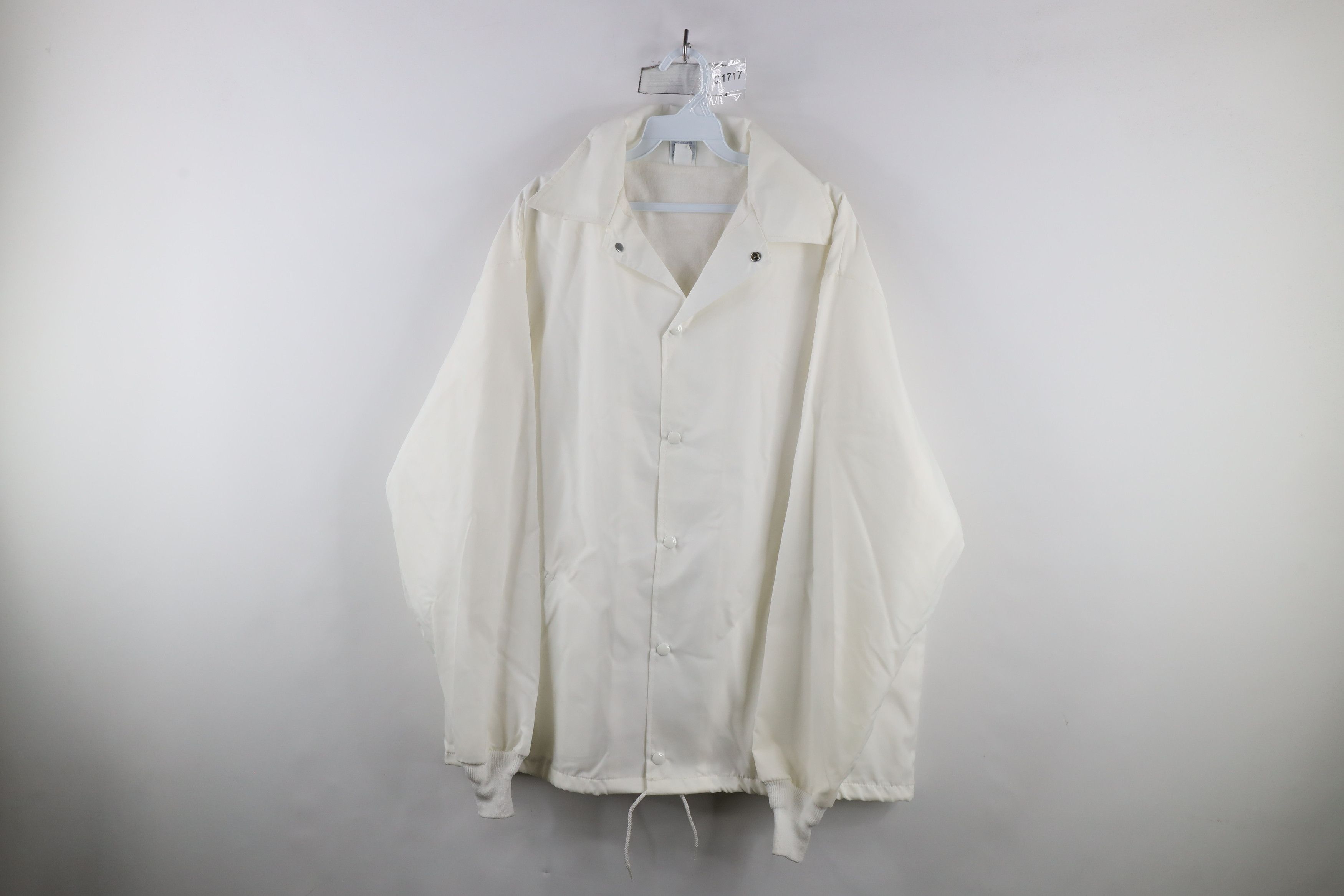 Vintage Vintage 70s Streetwear Coaches Windbreaker Jacket White USA Size US L / EU 52-54 / 3 - 1 Thumbnail