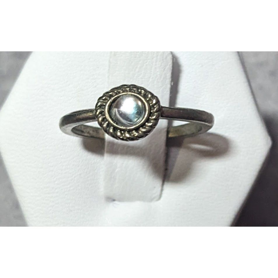 Other Minimalist Silver Tone Ring With Clear Cabochon Size 7 Size ONE SIZE - 8 Thumbnail