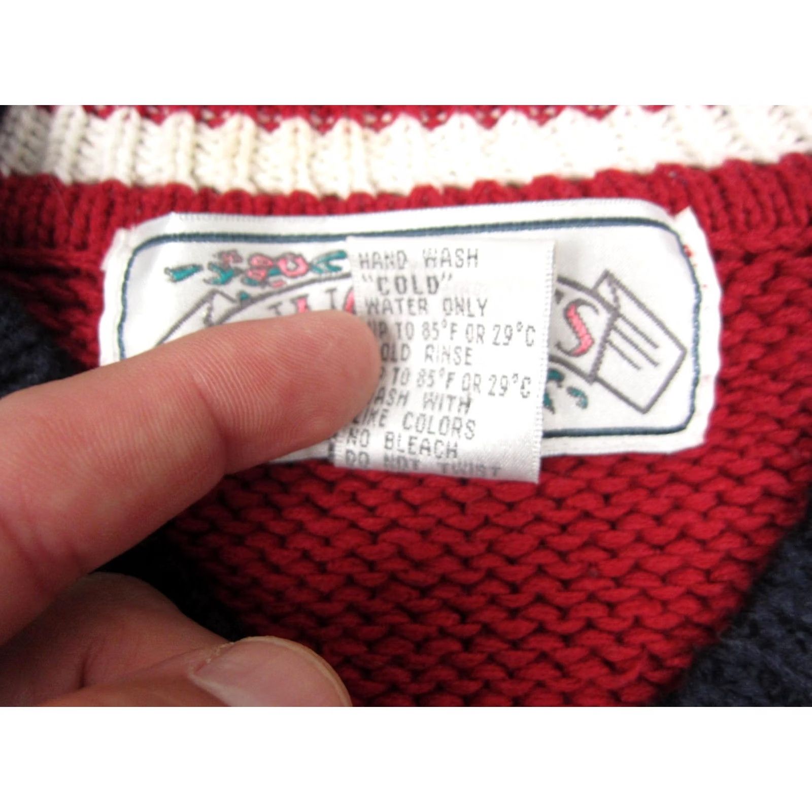 Vintage VINTAGE Nuggets Sweater Womens S Blue White V-Neck Cable Knit 80s College Pullover Shoulder Pads Womens Size S / US 4 / IT 40 - 4 Thumbnail