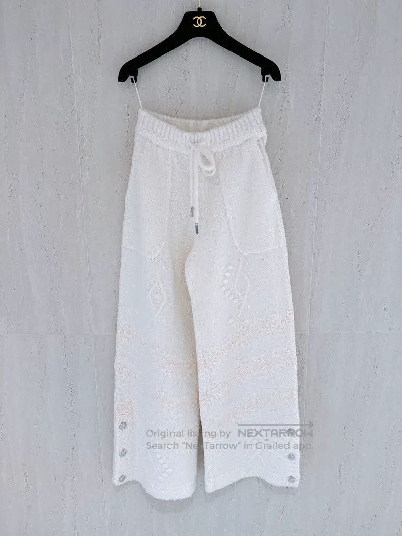 Chanel Chanel 23N Ski Series Beige Diamond Buckle Cashmere Wide-l Size 24" / US 00 / IT 34 - 1 Thumbnail