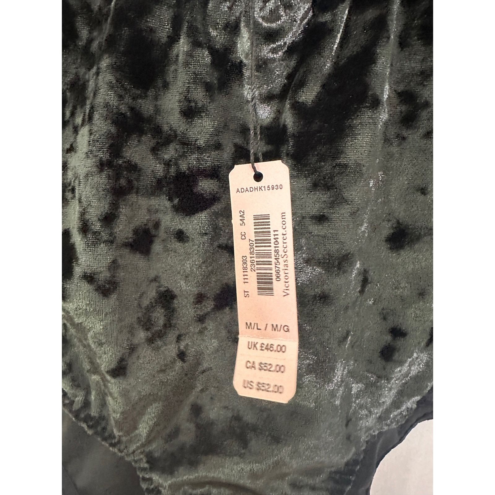 Victoria's Secret NWT Victoria's Secret Crushed Green Velvet Bodysuit M Size M / US 6-8 / IT 42-44 - 6 Thumbnail