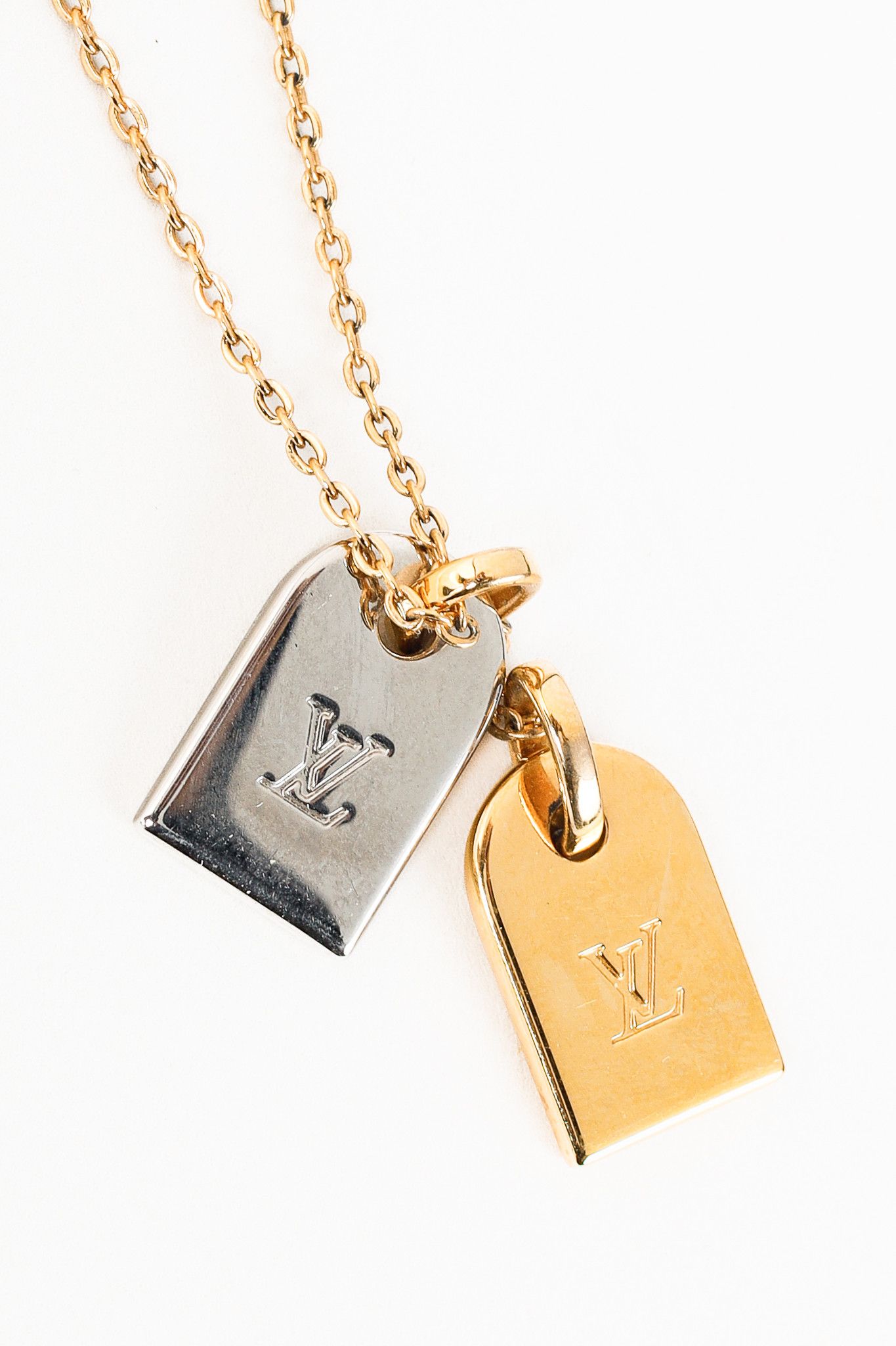 Louis Vuitton Louis Vuitton Nanogram Two-Tone Tag Chain Necklace Size ONE SIZE - 3 Thumbnail