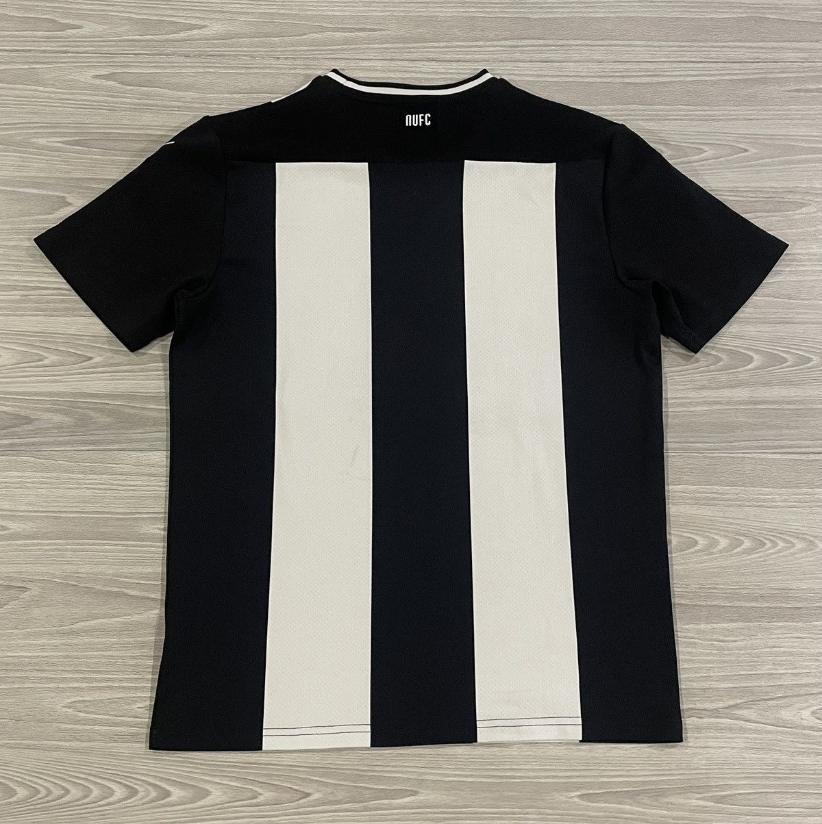Puma Puma 2019/20 Newcastle United Soccer Jersey Mens Size Medium Size US M / EU 48-50 / 2 - 6 Thumbnail