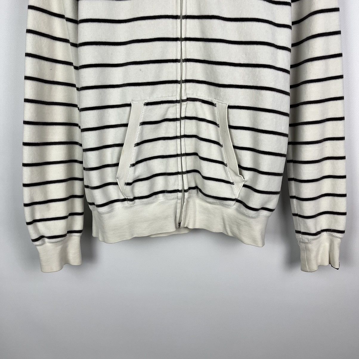 Nike Vintage Nike Striped Velour Zip Up Hoodie Y2K White Top Size S / US 4 / IT 40 - 3 Thumbnail