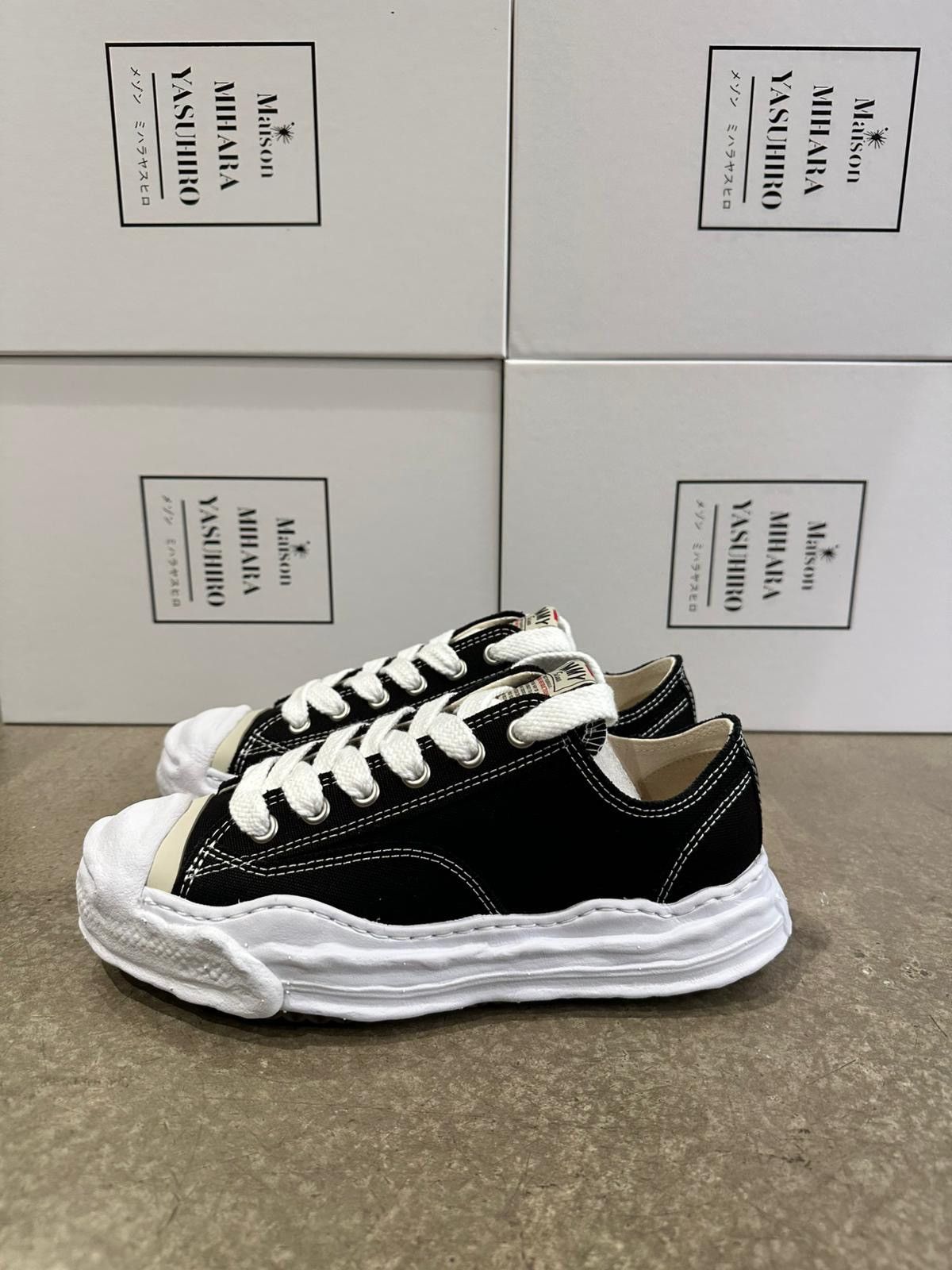 Maison MIHARA YASUHIRO MAISON MIHARA YASUHIRO - Hank Low Black Sneakers Size US 6 / EU 39 - 3 Thumbnail