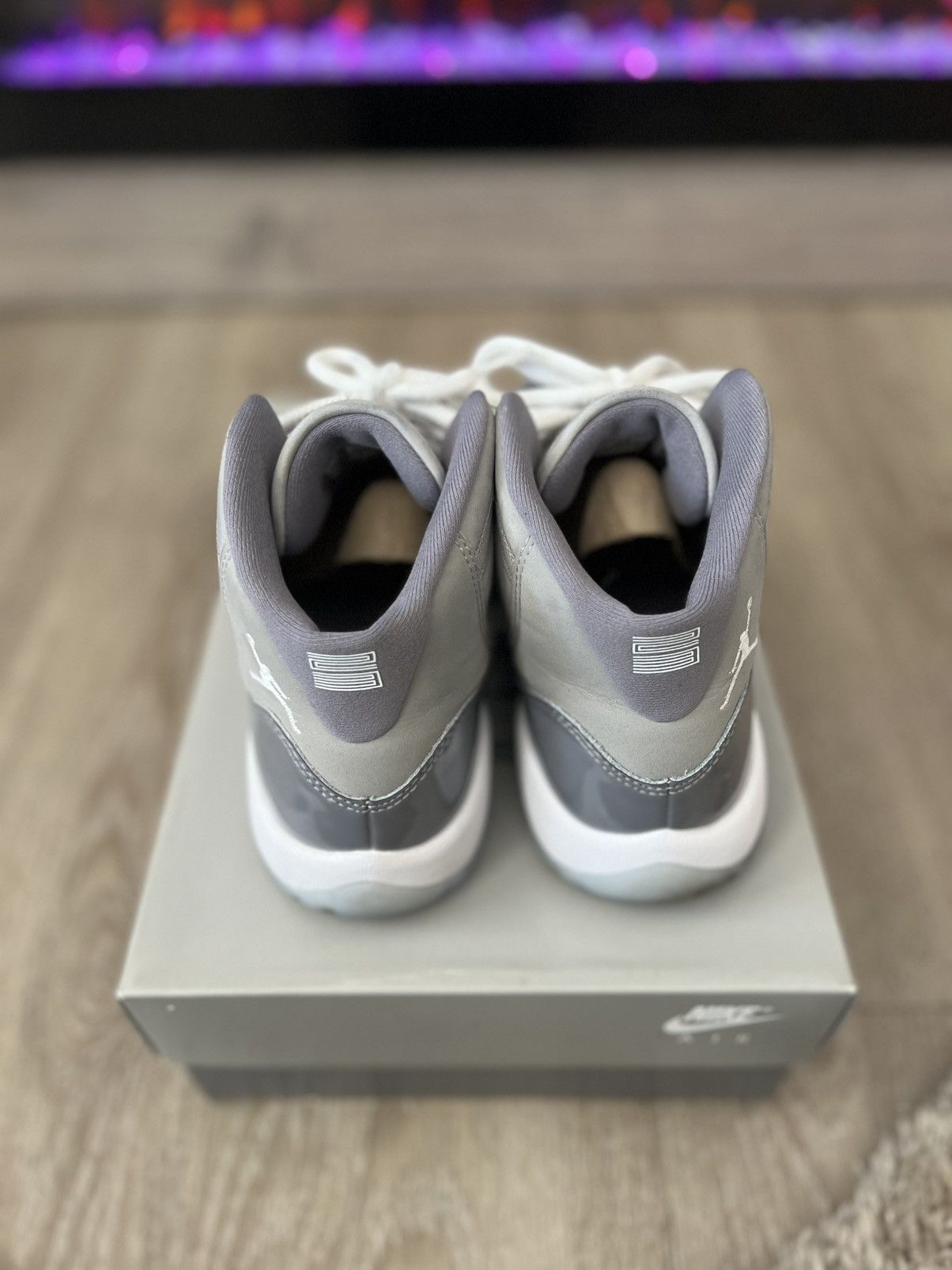 Jordan Brand Air Jordan 11 GS “Cool Grey” Size US 6.5 / EU 39-40 - 5 Thumbnail