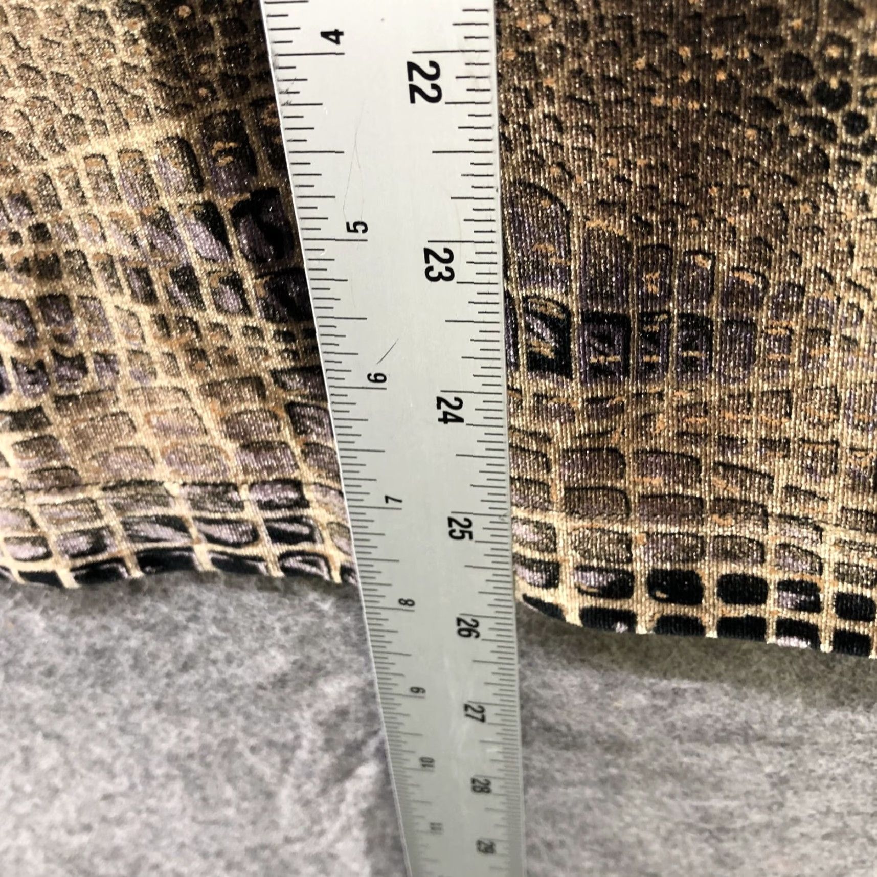 Vintage VINTAGE Chico's Velvet Long Sleeve Top Size L Animal Print Snake Gold Shirt Womens L Gold Snake Print Velvet Top Size L / US 10 / IT 46 - 6 Thumbnail