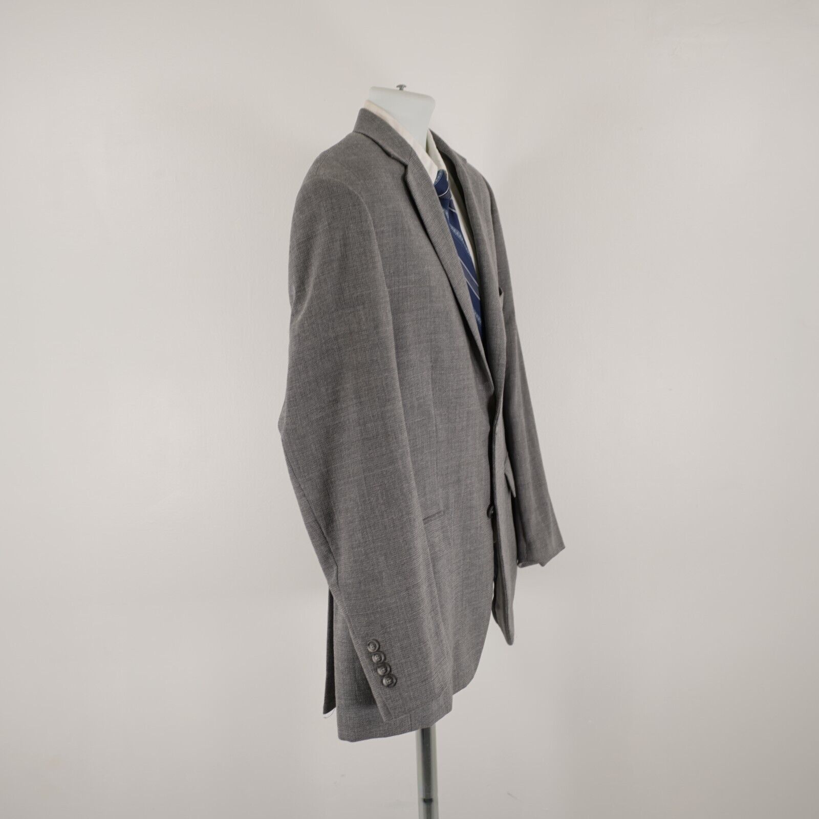 Jos. A. Bank Jos A Bank Traveler's Textured Wool Gray Basketweave 2 Butto Size 42R - 8 Thumbnail
